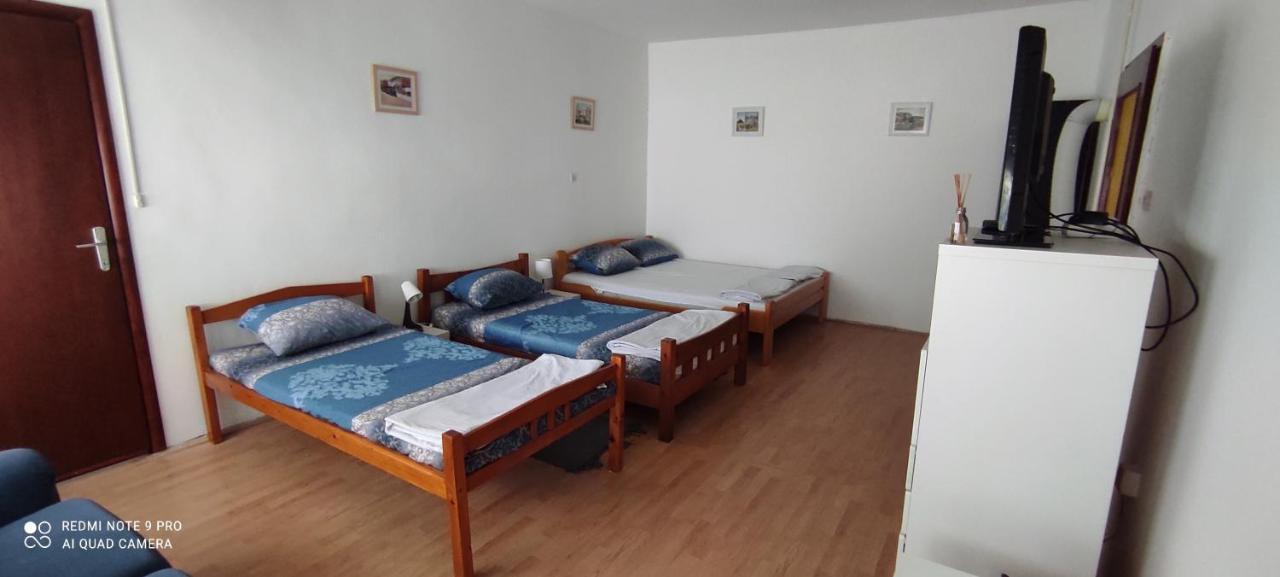 Apartmani Banatski Konak 즈레냐닌 외부 사진