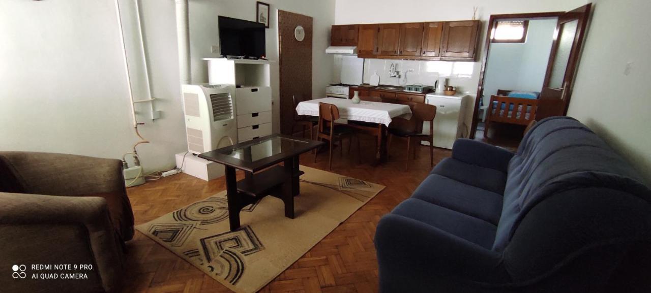 Apartmani Banatski Konak 즈레냐닌 외부 사진